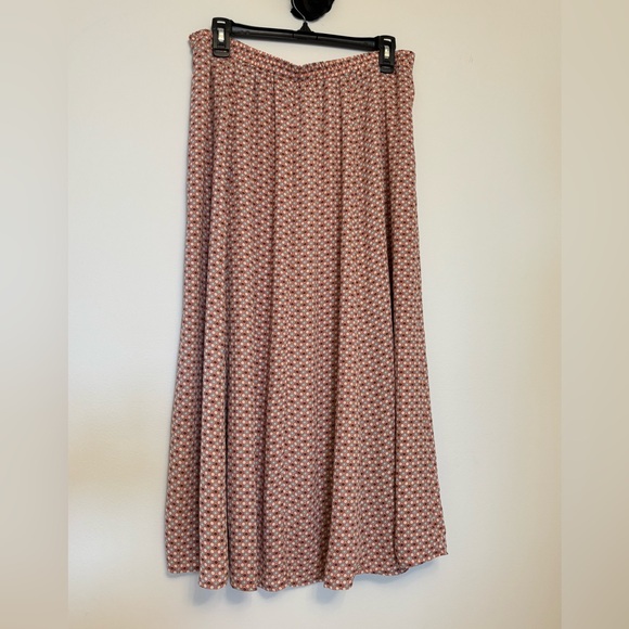 max studio - Picture 2 of 4